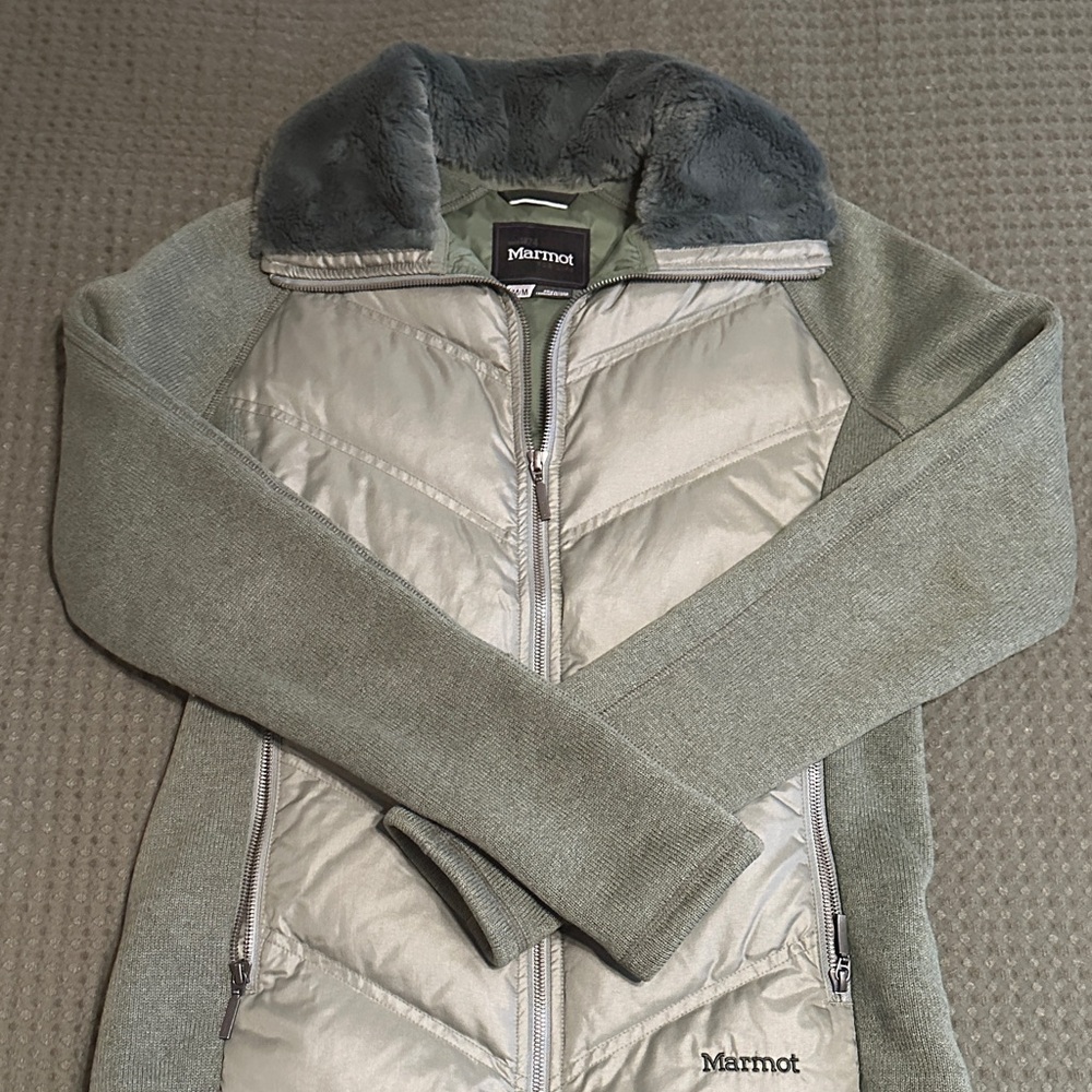 Marmot Women's Green Jacket. Excellent condition!